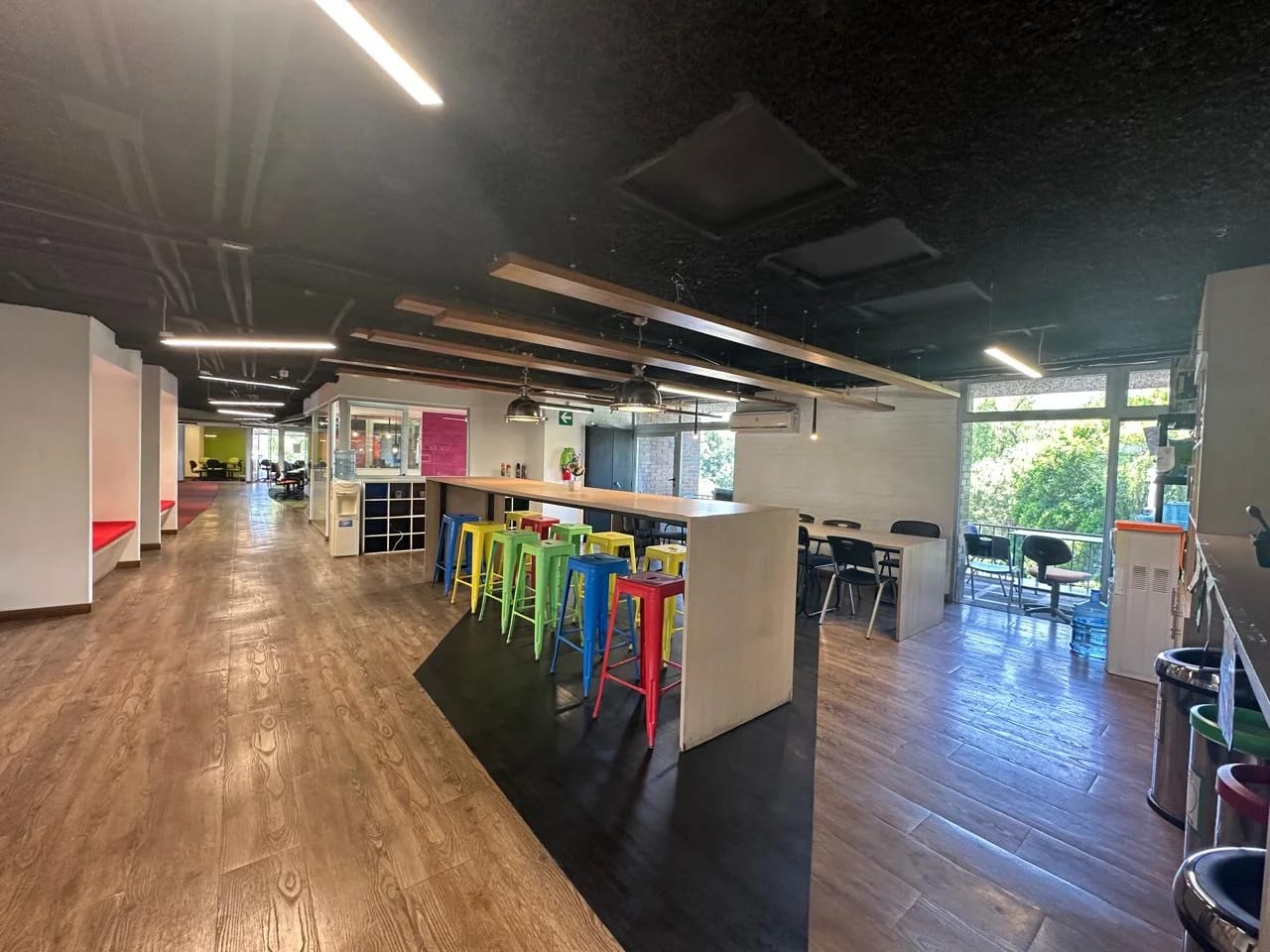amplia oficina EN VENTA, EDIFICIO ETISA ZONA 9 — Oficina en Venta en Etisa, Zona 9, Guatemala, Ciudad — foto 6 de 15