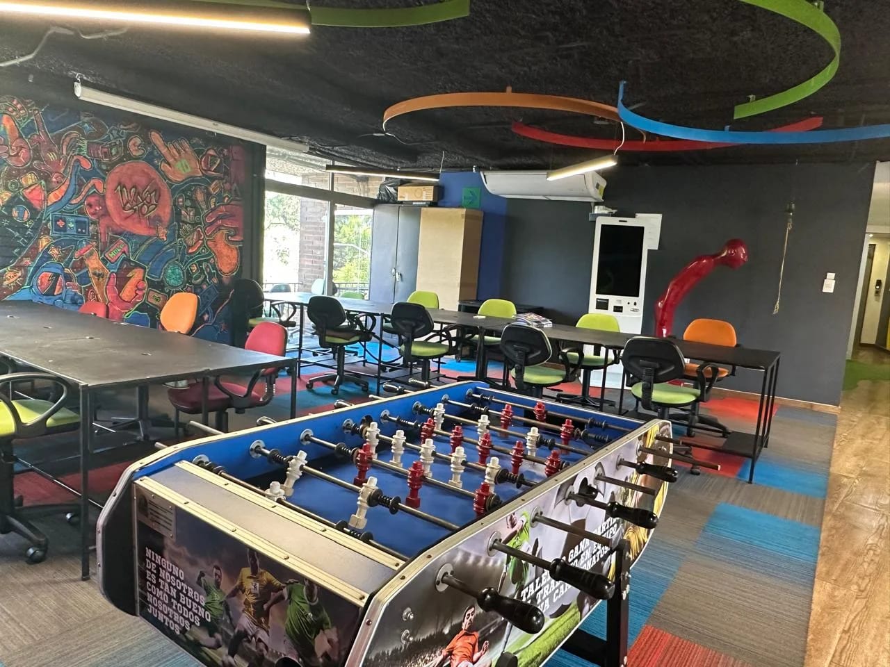 amplia oficina EN VENTA, EDIFICIO ETISA ZONA 9 — Oficina en Venta en Etisa, Zona 9, Guatemala, Ciudad — foto 4 de 15