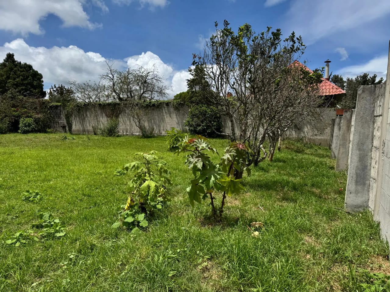 LINDISIMO TERRENO EN CONDOMINIO MONTECARLO, KM 18,7 FRAIJANES — Terreno en Venta en Montecarlo, Carretera a El Salvador, Guatemala, Ciudad — foto 4 de 10