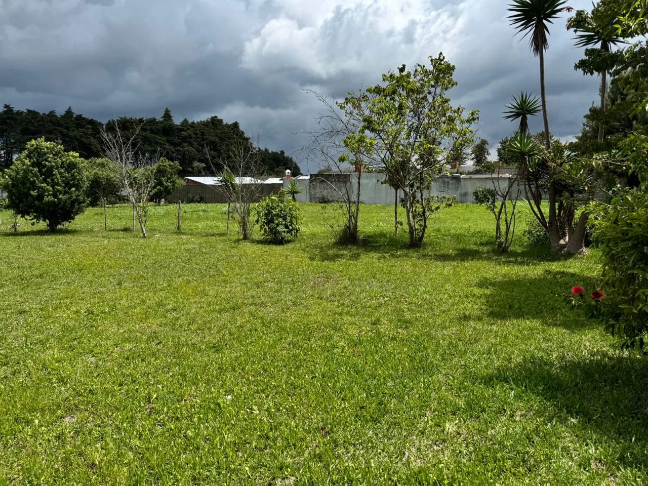 LINDISIMO TERRENO EN CONDOMINIO MONTECARLO, KM 18,7 FRAIJANES — Terreno en Venta en Montecarlo, Carretera a El Salvador, Guatemala, Ciudad — foto 6 de 10