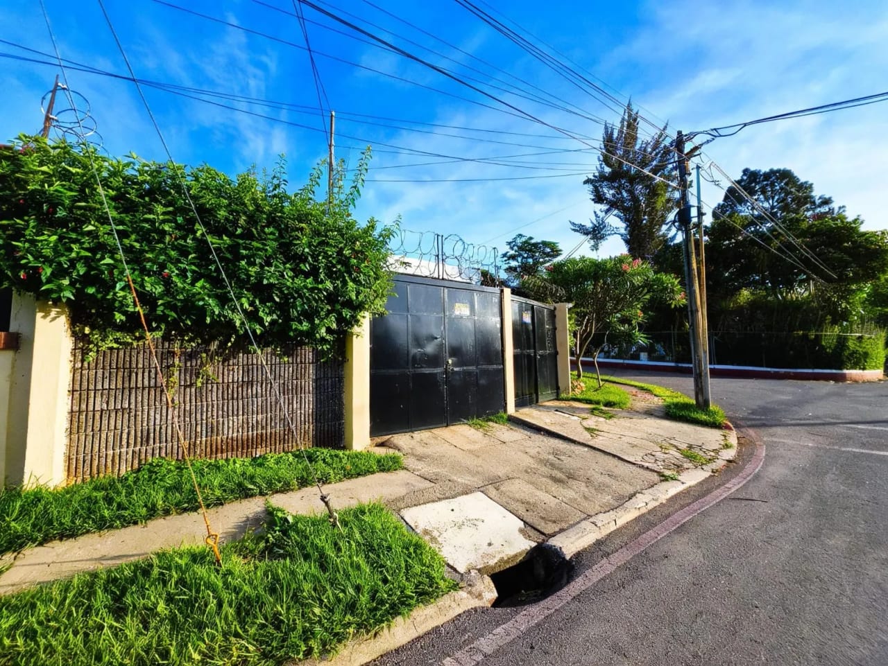 CASA de esquina en VENTA Zona 11. colonia Loma Linda — Casa en Venta en Zona 11, Guatemala, Ciudad — foto 10 de 13