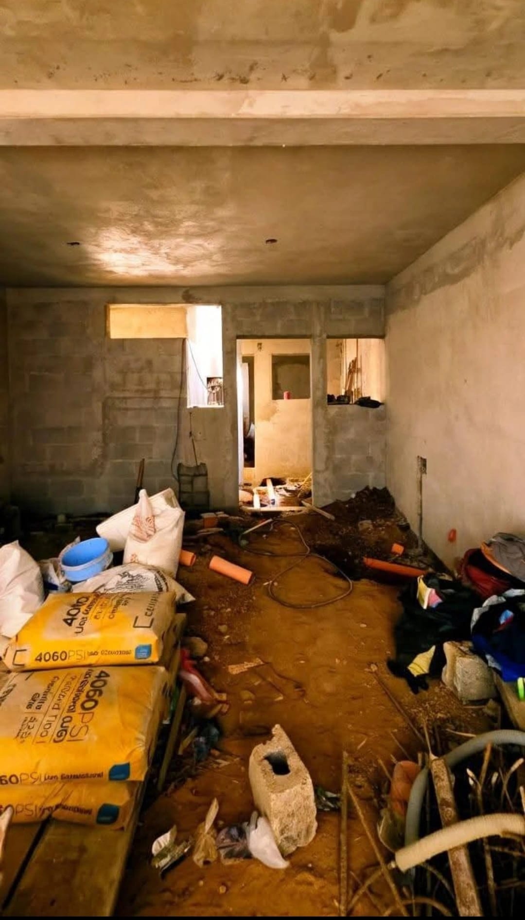 Casa en venta cerca de SanKris mall Ciudad San Cristobal zona 8 Mixco — Casa en Venta en Zona 8 Mixco, Guatemala, Ciudad — foto 3 de 4