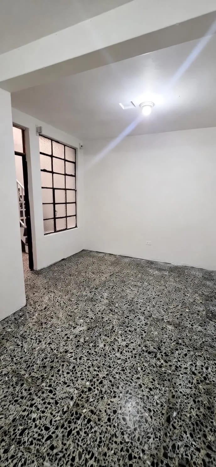 Casa en Venta Villas San Rafael — Casa en Venta en Zona 18, Guatemala, Ciudad — foto 1 de 8