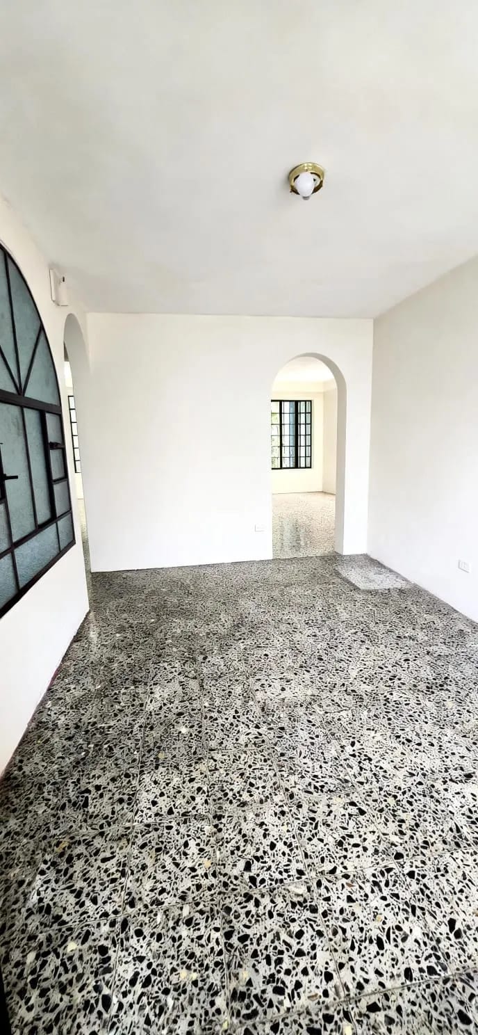 Casa en Venta Villas San Rafael — Casa en Venta en Zona 18, Guatemala, Ciudad — foto 3 de 8
