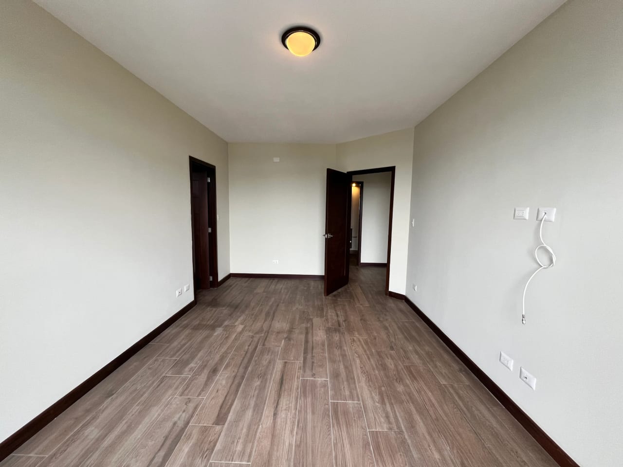 Apartamento en Alquiler, Edificio Cupertino, Muxbal - Final 20 calle — Apartamento en Alquiler en Cupertino Muxbal, Muxbal, Guatemala, Ciudad — foto 11 de 17