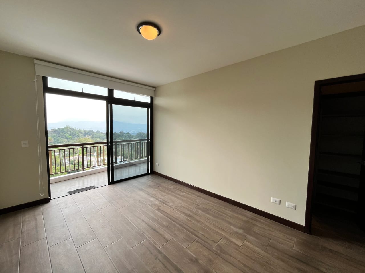 Apartamento en Alquiler, Edificio Cupertino, Muxbal - Final 20 calle — Apartamento en Alquiler en Cupertino Muxbal, Muxbal, Guatemala, Ciudad — foto 12 de 17