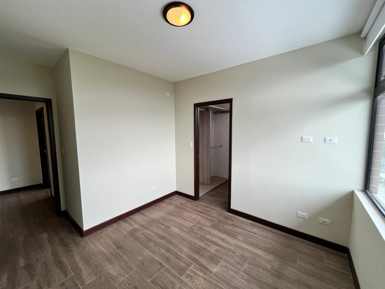 Apartamento en Alquiler, Edificio Cupertino, Muxbal - Final 20 calle — Apartamento en Alquiler en Cupertino Muxbal, Muxbal, Guatemala, Ciudad — foto 13 de 17