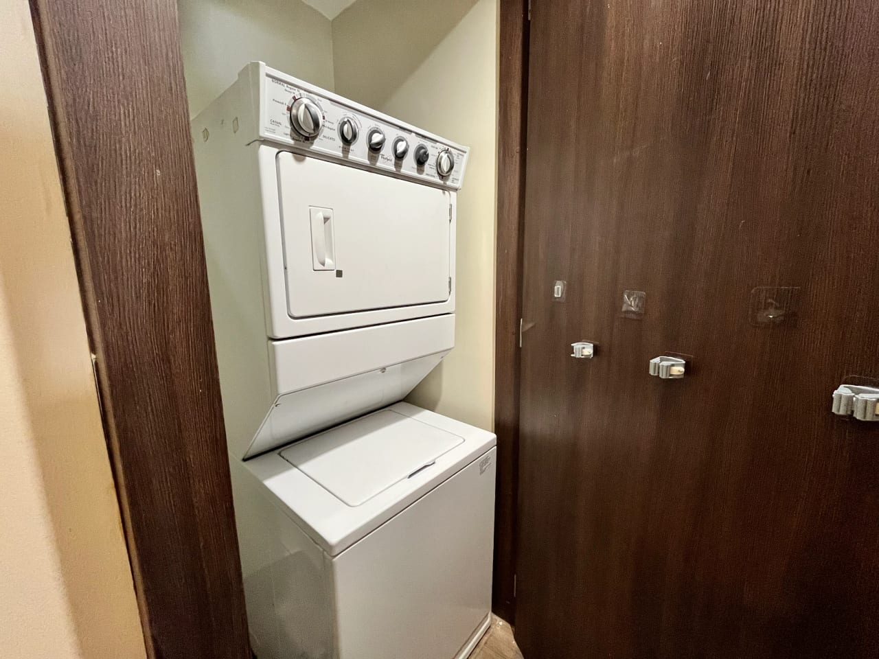 Apartamento en Alquiler, Edificio Cupertino, Muxbal - Final 20 calle — Apartamento en Alquiler en Cupertino Muxbal, Muxbal, Guatemala, Ciudad — foto 16 de 17
