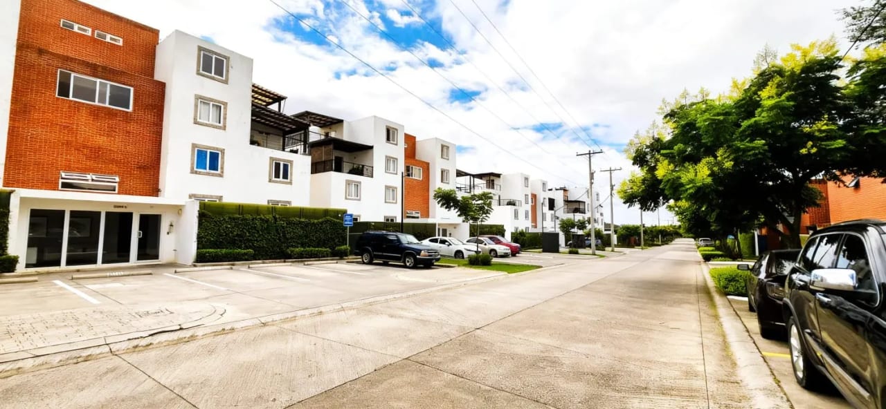 Apartamento en VENTA Portal de San Isidro 3 zona 16 — Apartamento en Venta en Portal de San Isidro III, Zona 16, Guatemala, Ciudad — foto 1 de 12