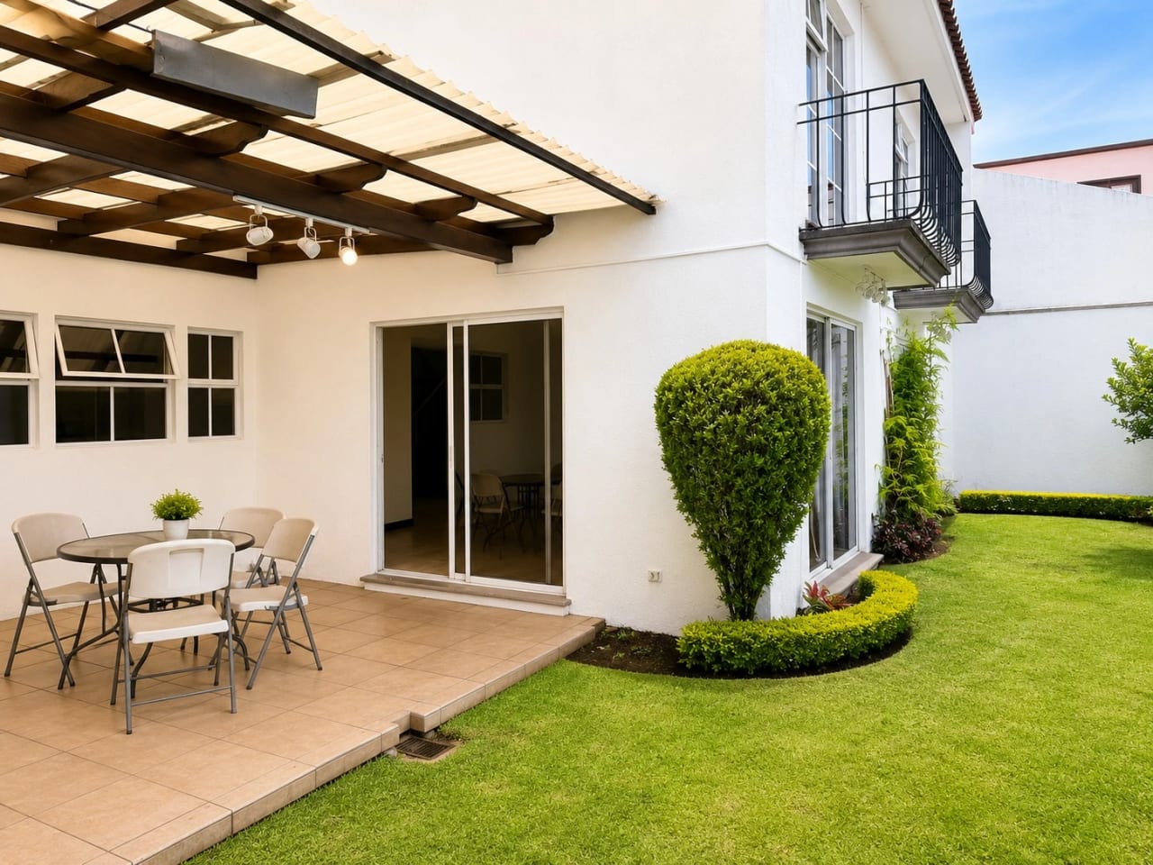 Casa en Venta Barrio de San Nicolas 2, zona 4 de Mixco atrás de Walmart San Nicolas — Casa en Venta en Zona 4 Mixco, Guatemala, Ciudad — foto 12 de 15