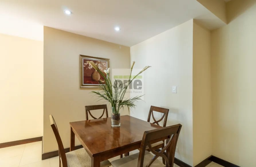 Apartamento amueblado de 1 dormitorio en Zona 14 — Apartamento en Alquiler en Zona 14, Guatemala, Ciudad — foto 3 de 9