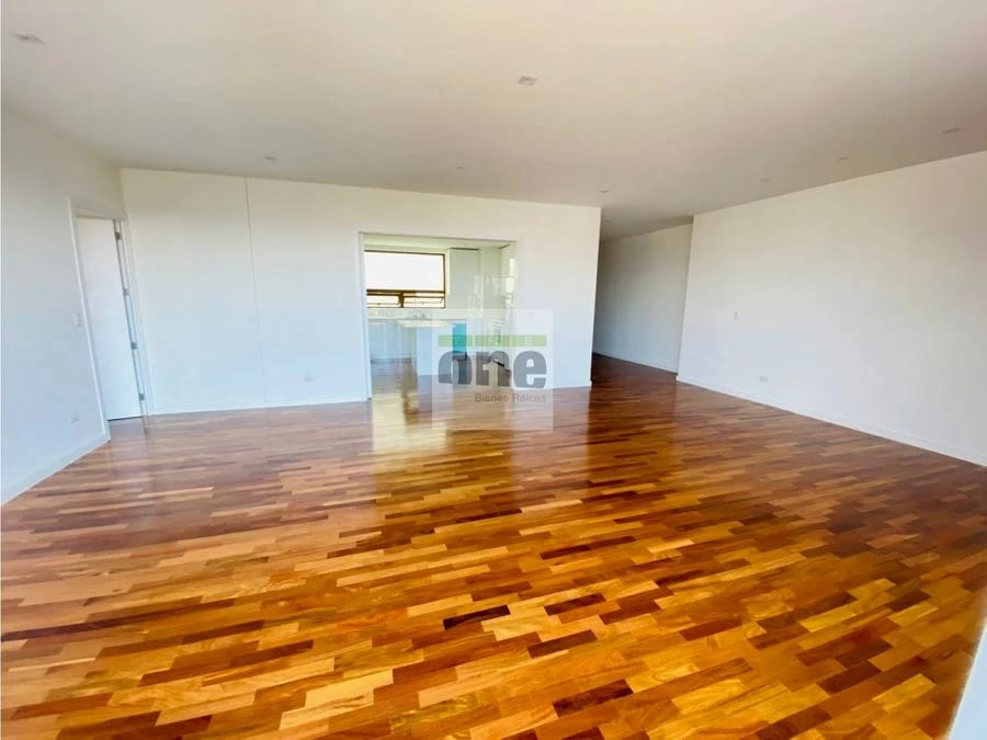 Apartamento de lujo de 242 mts. en zona10 — Apartamento en Alquiler en Zona 10, Guatemala, Ciudad — foto 5 de 13