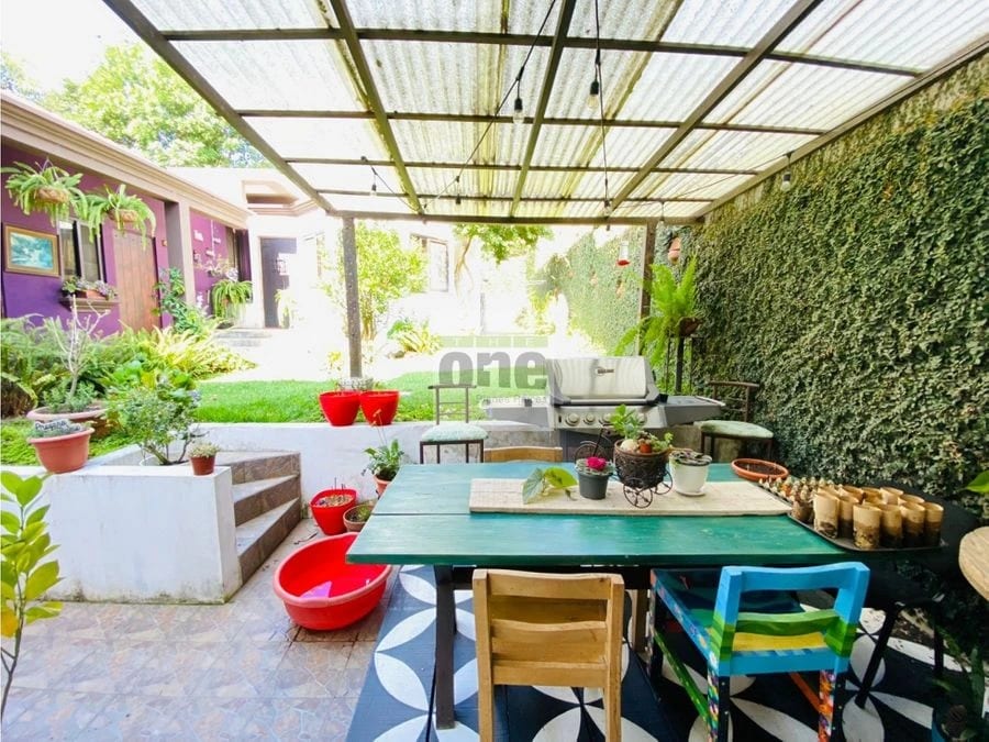 Casa con apartamento independiente en Km 25.5 LA FONTANA — Casa en Venta en Carretera a El Salvador, Guatemala, Ciudad — foto 4 de 15