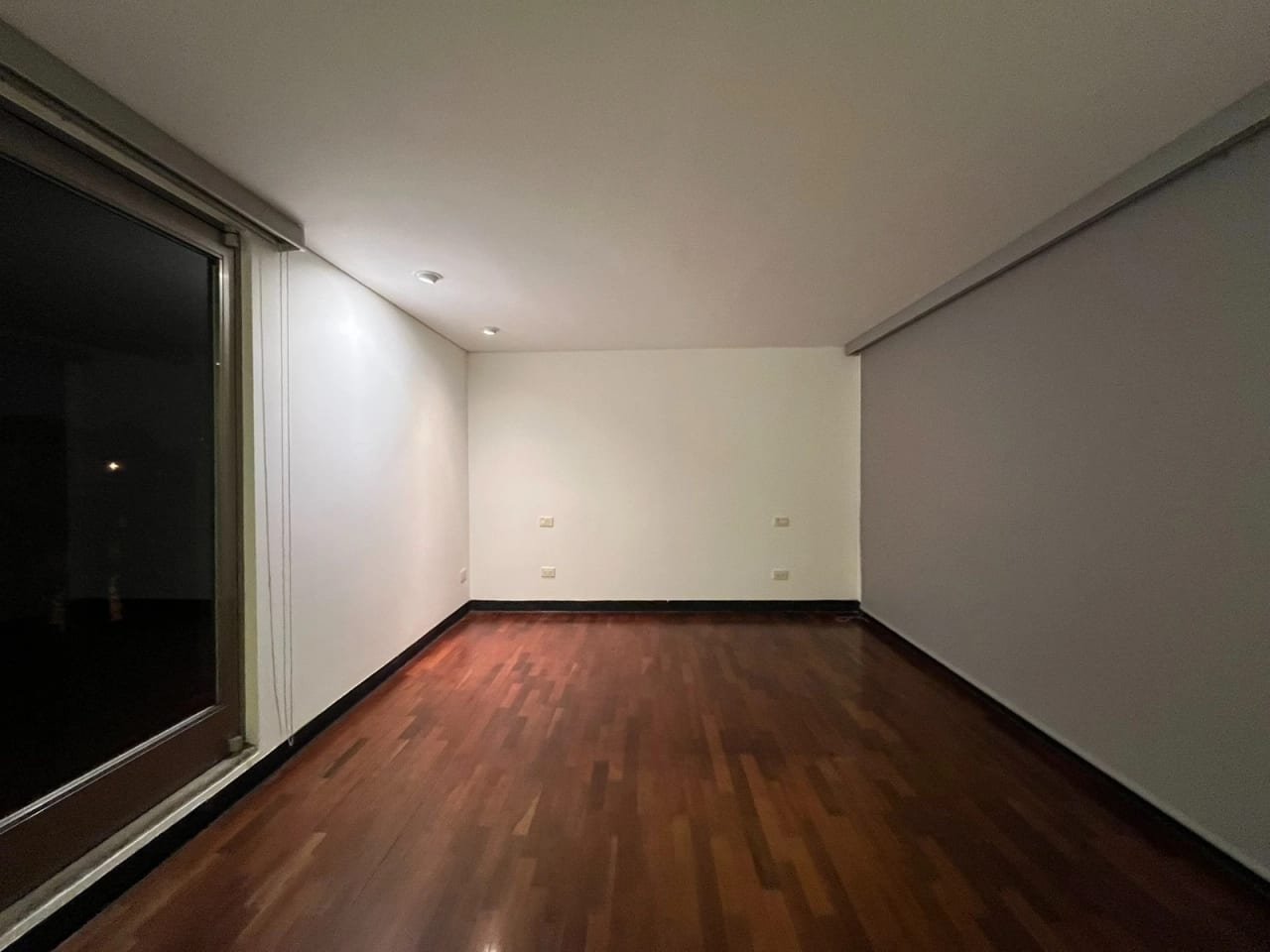 Apartamento de 1 dormitorio con 2 amplias terrazas en Zona 10 OAKLAND — Apartamento en Alquiler en Zona 10, Guatemala, Ciudad — foto 5 de 7