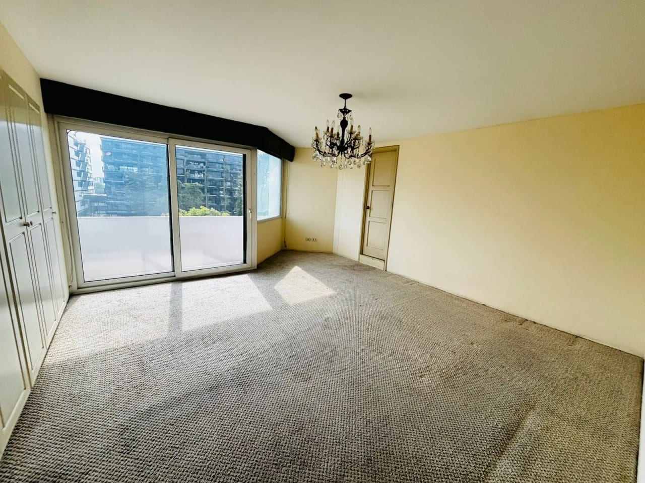 Amplio apartamento de 350 mts. en zona 10 — Apartamento en Alquiler en Zona 10, Guatemala, Ciudad — foto 7 de 17