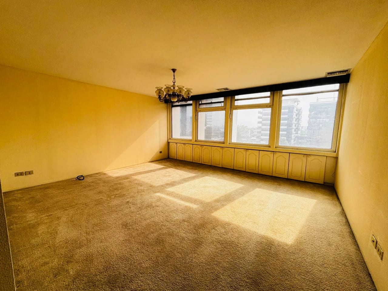 Amplio apartamento de 350 mts. en zona 10 — Apartamento en Alquiler en Zona 10, Guatemala, Ciudad — foto 9 de 17