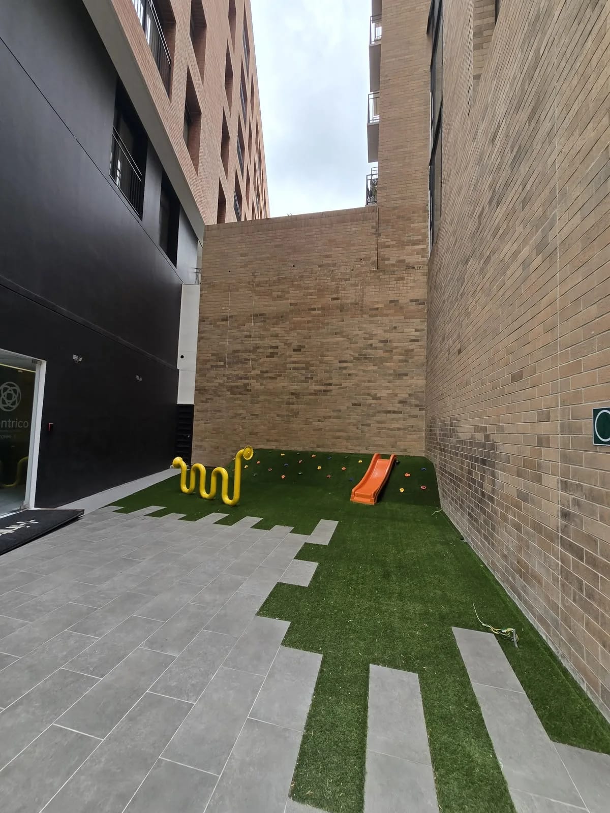 Hermoso apartamento de 3 dormitorios en venta en zona 5 — Apartamento en Venta en Zona 5, Guatemala, Ciudad — foto 9 de 12