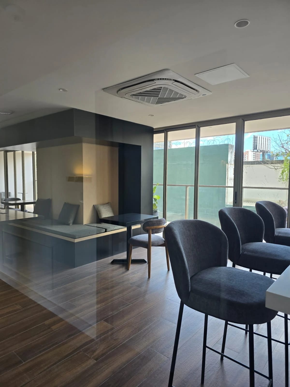 Lindo Apartamento de 1 dormitorio en zona 10 — Apartamento en Alquiler en Zona 10, Guatemala, Ciudad — foto 4 de 15
