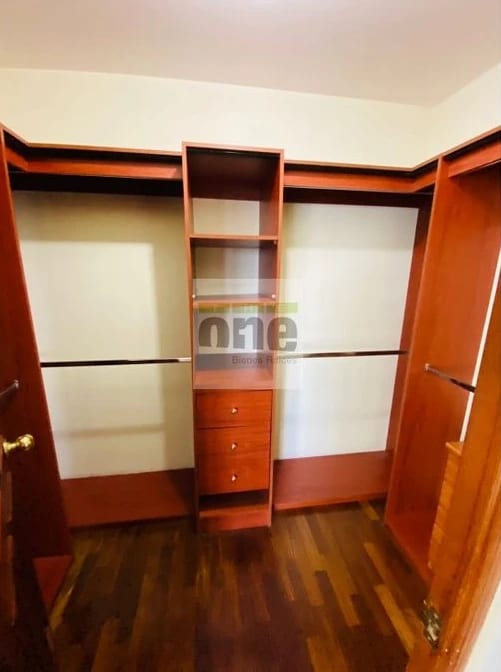 Apartamento de 2 dormitorios en zona 10, excelente ubicación — Apartamento en Alquiler en Zona 10, Guatemala, Ciudad — foto 6 de 13