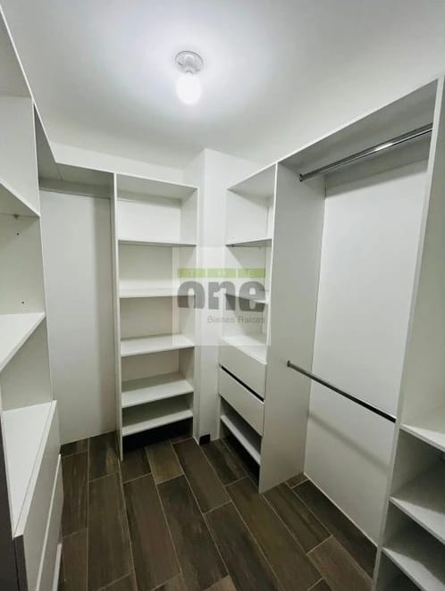 Hermoso apartamento de 2 dormitorios en Zona 14 Nivel ALTO — Apartamento en Venta en Zona 14, Guatemala, Ciudad — foto 14 de 17
