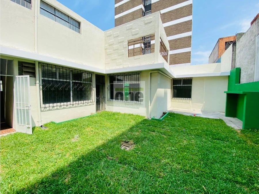 Casa para oficinas en renta en zona 10 Oakland — Oficina en Alquiler en Zona 10, Guatemala, Ciudad — foto 1 de 10