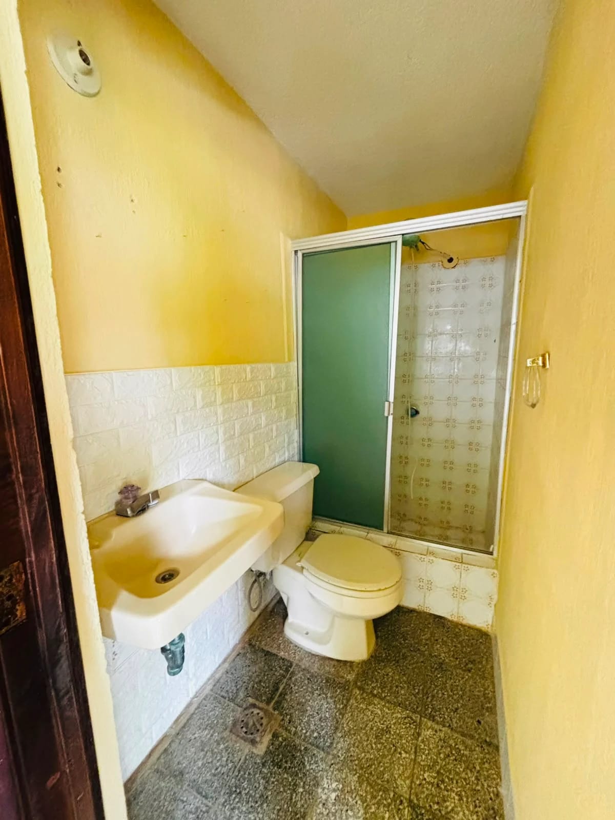 Alamedas de Yumar, zona 6 de Mixco Vendo Casa de Campo — Casa en Venta en Zona 6 Mixco, Guatemala, Ciudad — foto 13 de 17