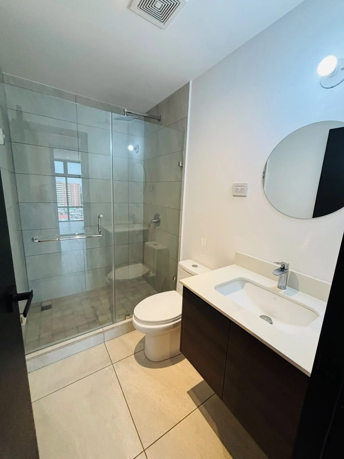 Apartamento en Venta en IQ10 Zona 10 — Apartamento en Venta en Zona 10, Guatemala, Ciudad — foto 9 de 11