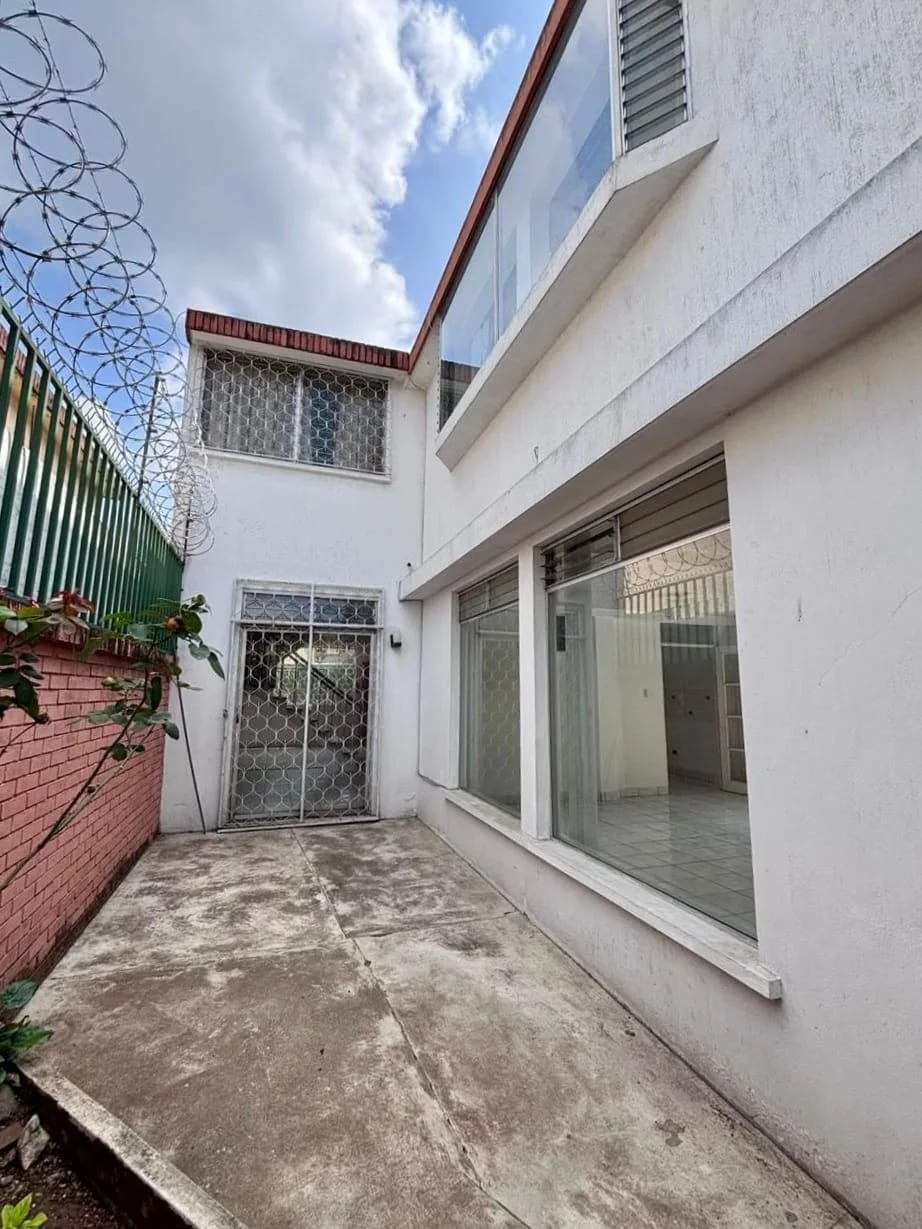 Casa en Alquiler para Oficina Avenida Petapa Zona 12 — Casa en Alquiler en Zona 12, Guatemala, Ciudad — foto 3 de 9