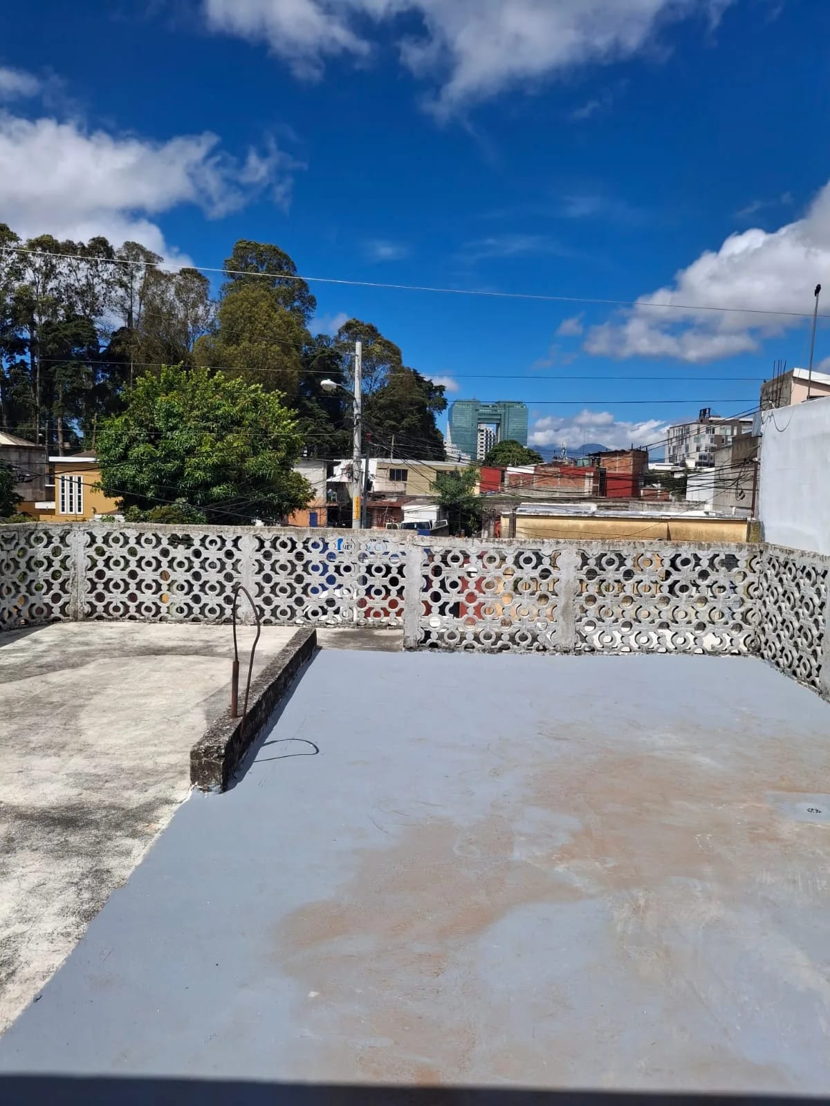 Apartamento de 2 Niveles - Fuera de Garita - Kaminal Juyú I Zona 7 — Apartamento en Alquiler en Zona 7, Guatemala, Ciudad — foto 11 de 14