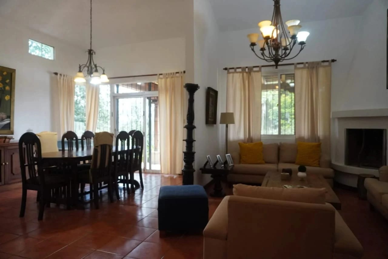 Casa de un Nivel en Venta Hacienda San Ángel San José Pinula — Casa en Venta en San José Pinula, Guatemala, Ciudad — foto 3 de 14