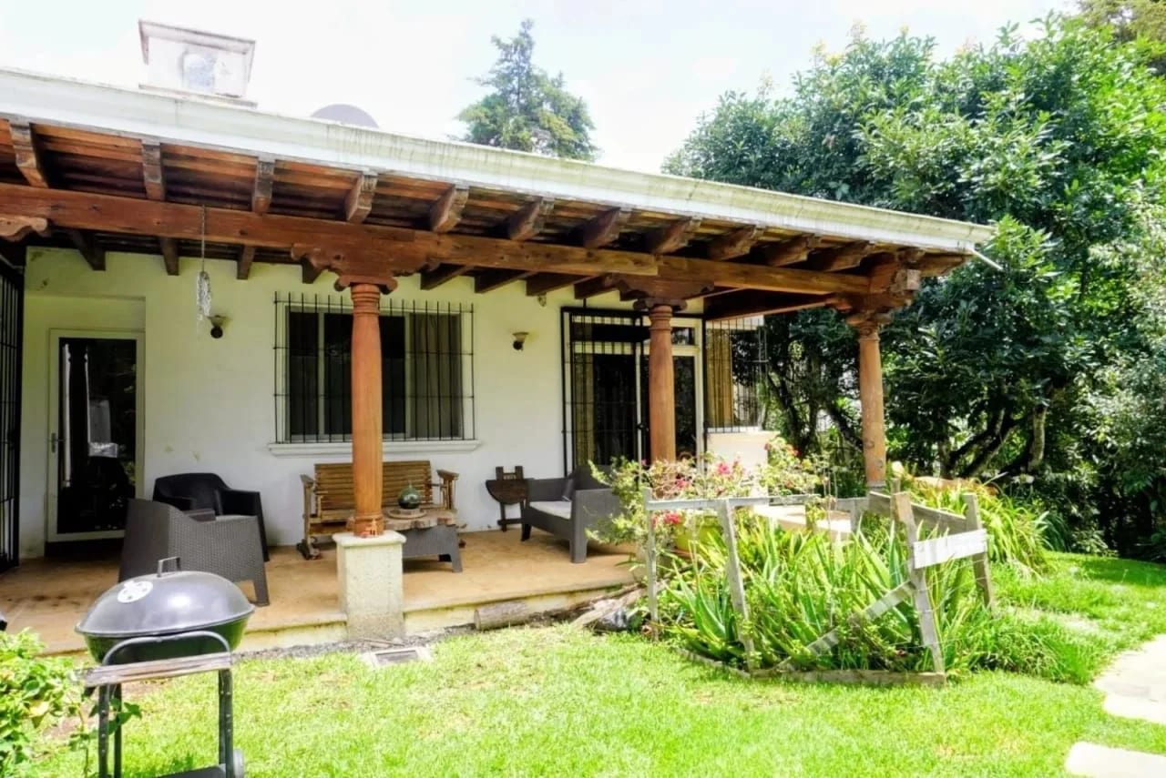 Casa de un Nivel en Venta Hacienda San Ángel San José Pinula — Casa en Venta en San José Pinula, Guatemala, Ciudad — foto 1 de 14