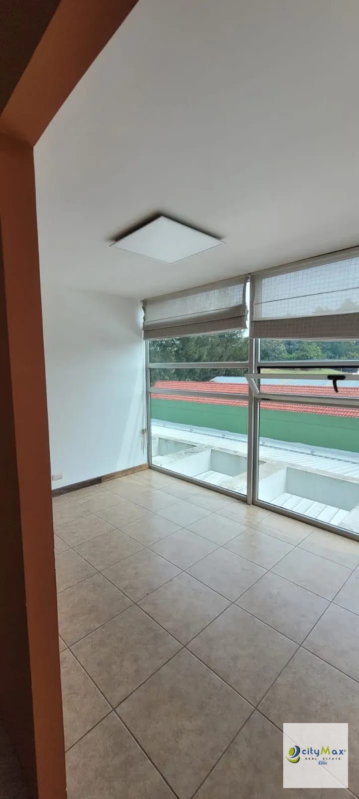 Oficina en Venta y Alquiler en KM 16.5 de CES — Oficina en Venta en km 16-20, Carretera a El Salvador, Guatemala, Ciudad — foto 3 de 11