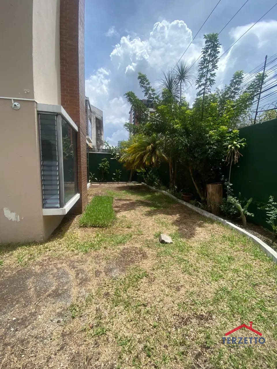 Casa Solo para Oficinas Zona 15 Vista Hermosa 2 — Casa en Alquiler en Zona 15, Guatemala, Ciudad — foto 3 de 16