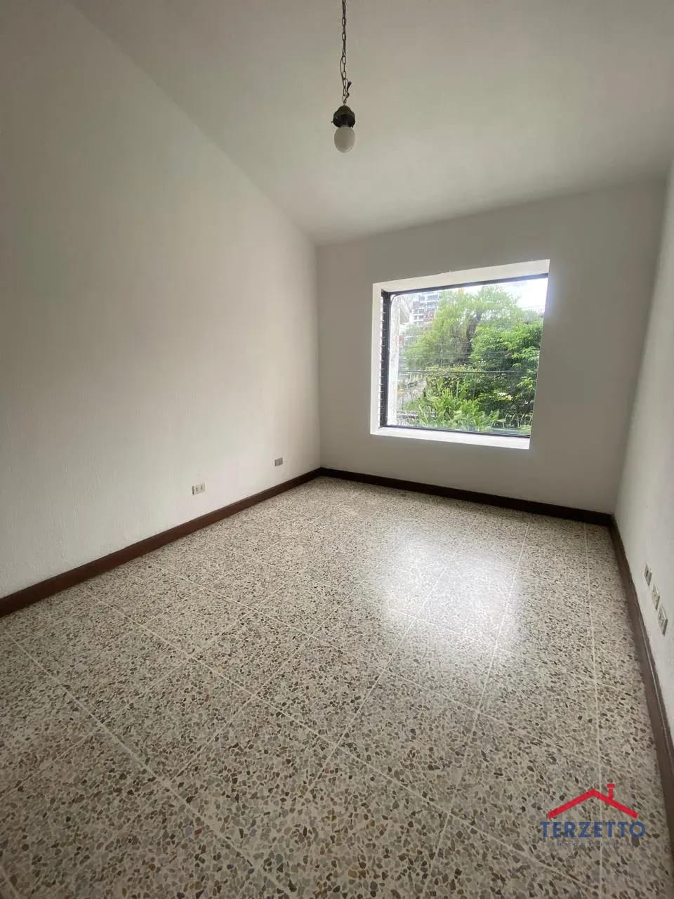 Casa Solo para Oficinas Zona 15 Vista Hermosa 2 — Casa en Alquiler en Zona 15, Guatemala, Ciudad — foto 14 de 16