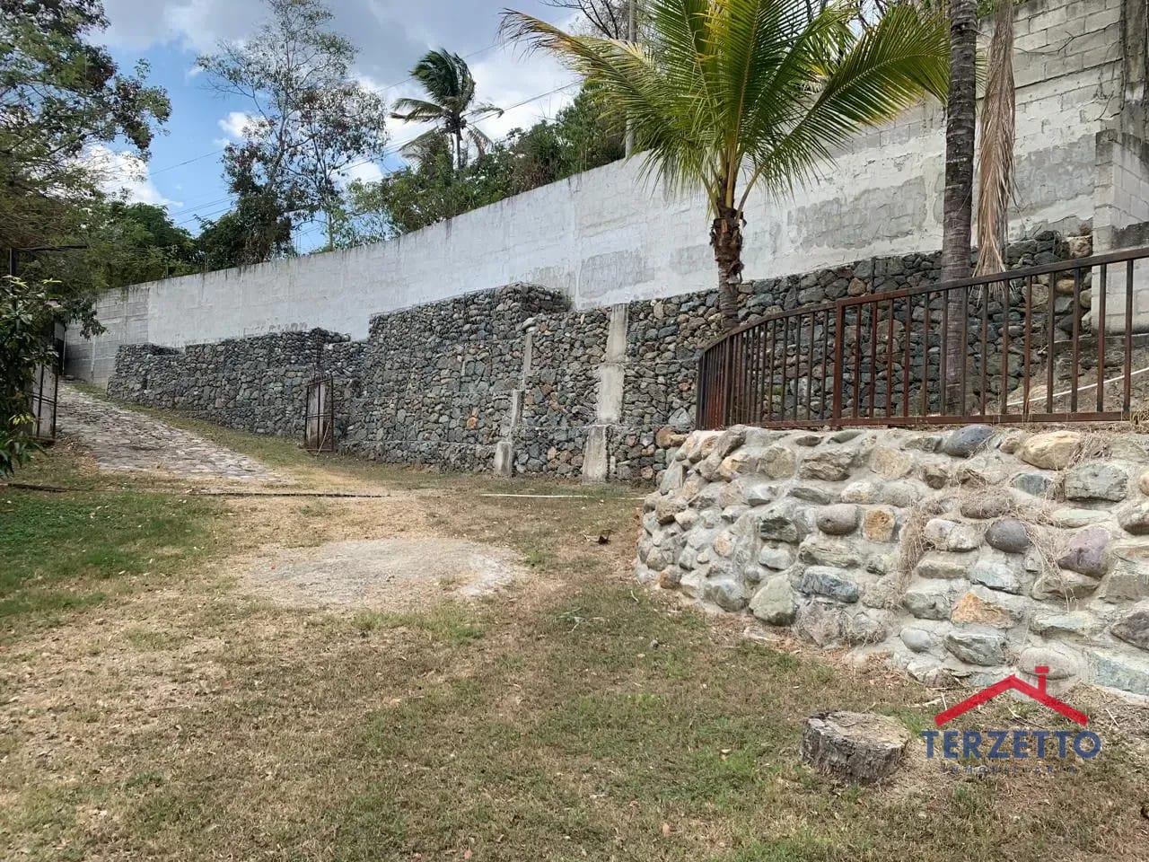 Casa y Terreno Carretera a San José del Golfo — Casa en Venta en San José del Golfo, Guatemala, Ciudad — foto 15 de 17