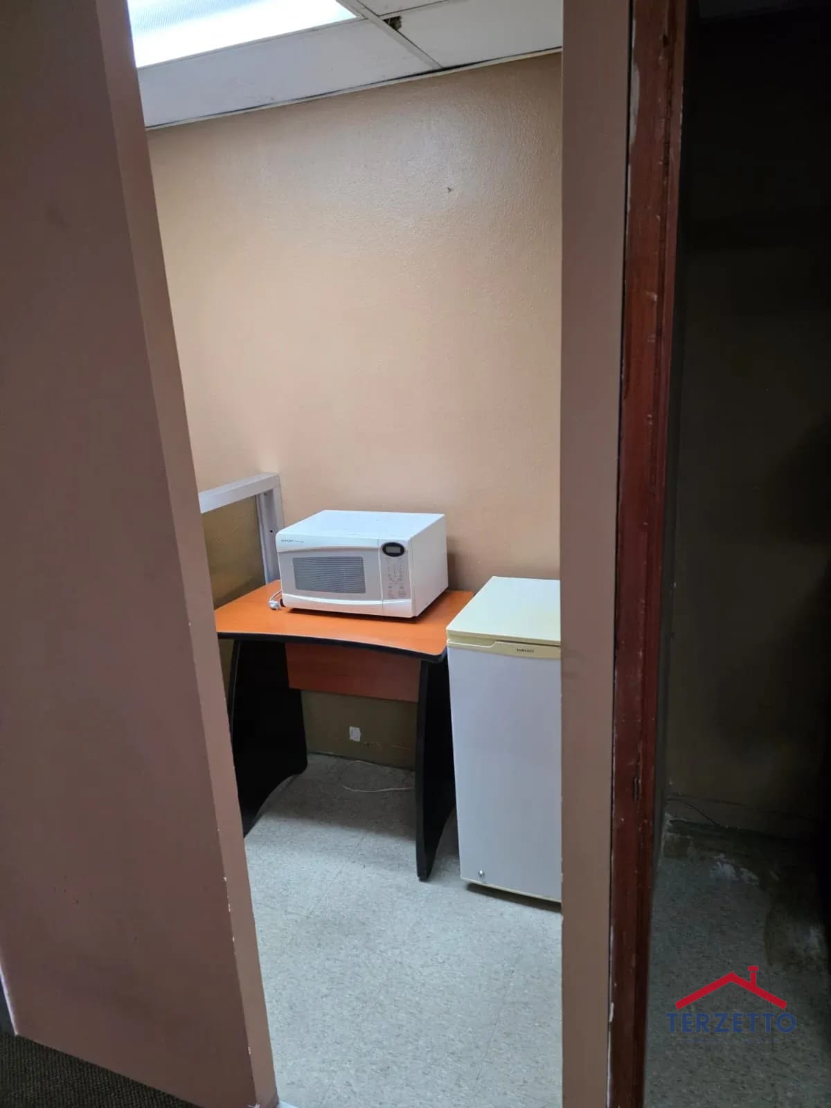 Oficina Géminis Zona 10 Amueblada — Oficina en Alquiler en Zona 10, Guatemala, Ciudad — foto 3 de 11