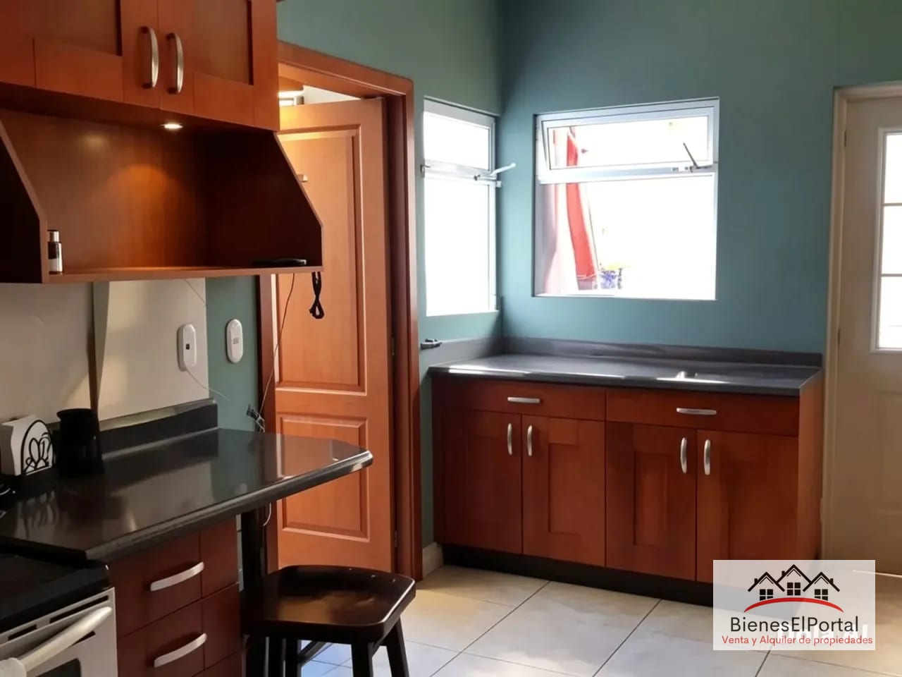 Casa en Portal del Bosque 2 Km. 22.5 Carretera al Salvador — Casa en Venta en Portal del Bosque II, Carretera a El Salvador, Guatemala, Ciudad — foto 3 de 7