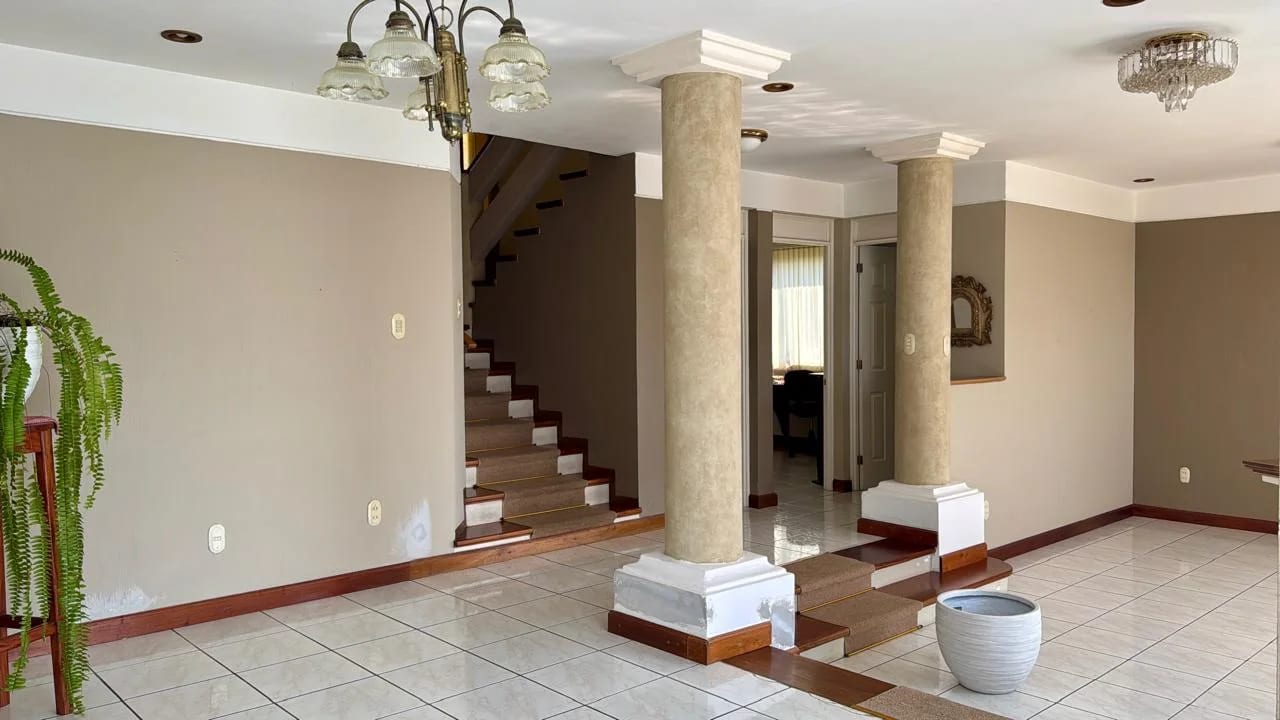 CASA EN VENTA EN CARRETERA A EL SALVADOR KM 18.5 ACCESO POR LA BRECHA — Casa en Venta en Carretera a El Salvador, Guatemala, Ciudad — foto 1 de 16
