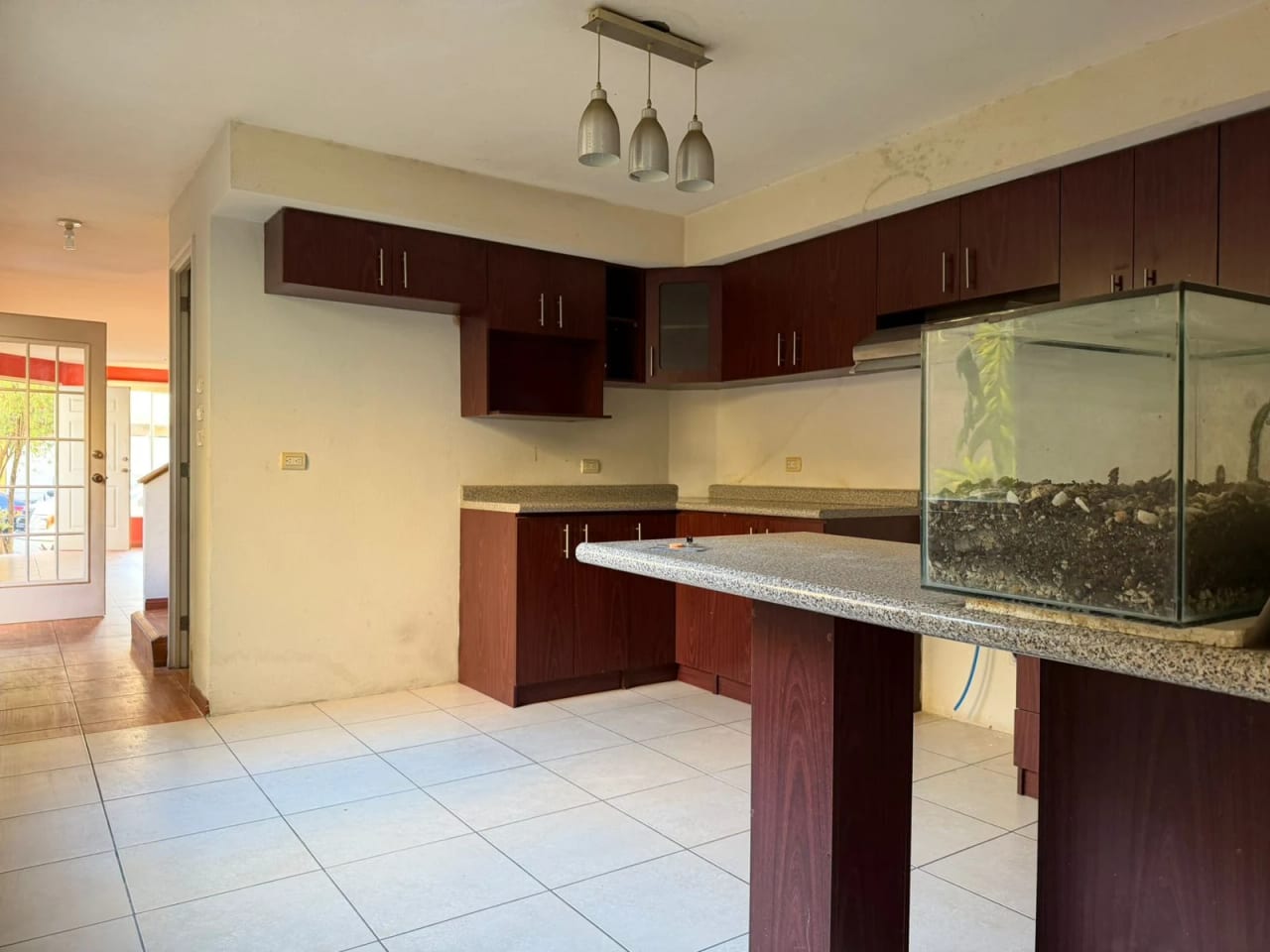 CASA EN VENTA EN CIUDAD SANTA CLARA VILLA NUEVA — Casa en Venta en Villa Nueva, Guatemala, Ciudad — foto 3 de 12