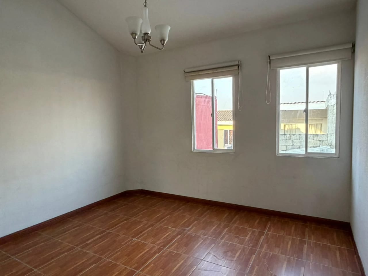 CASA EN VENTA EN CIUDAD SANTA CLARA VILLA NUEVA — Casa en Venta en Villa Nueva, Guatemala, Ciudad — foto 10 de 12