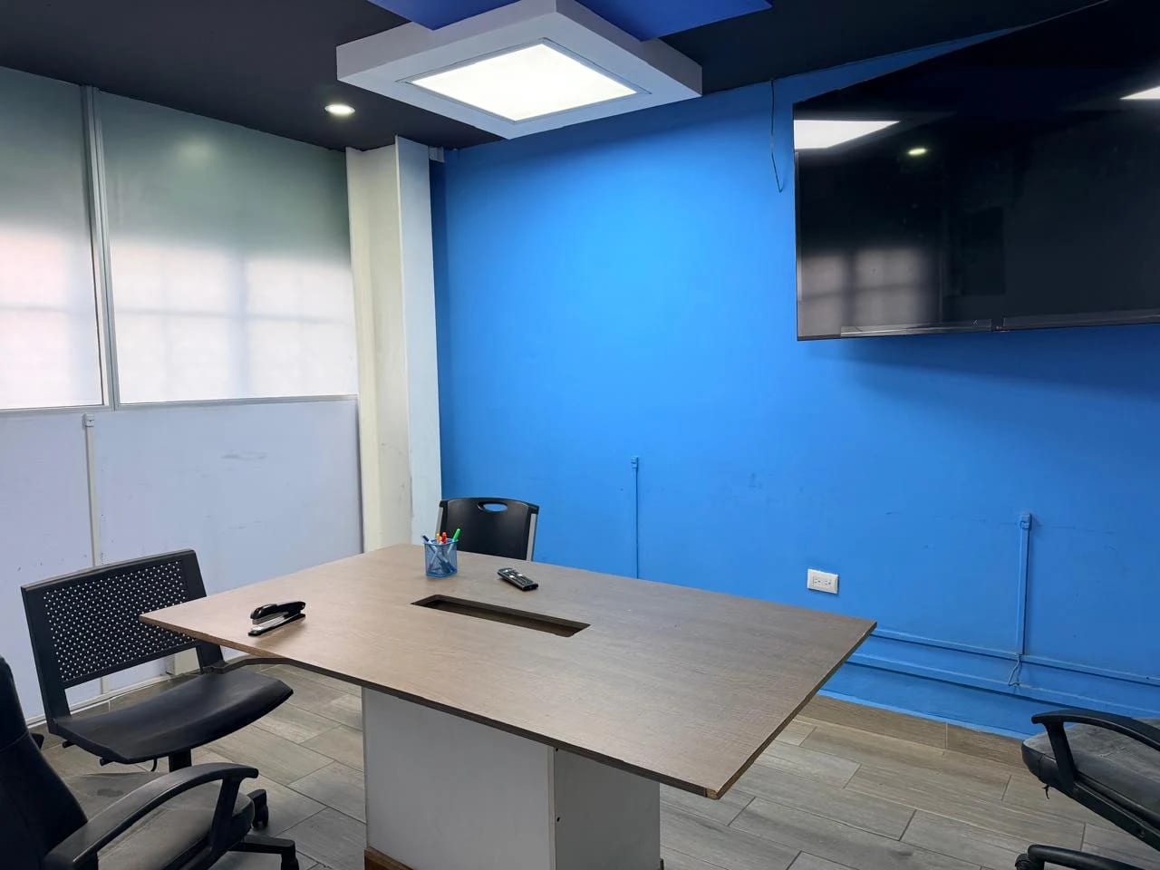 PROPIEDAD PARA OFICINAS EN VENTA EN ZONA 11 COLONIA ROOSEVELT — Casa en Venta en Zona 11, Guatemala, Ciudad — foto 8 de 14