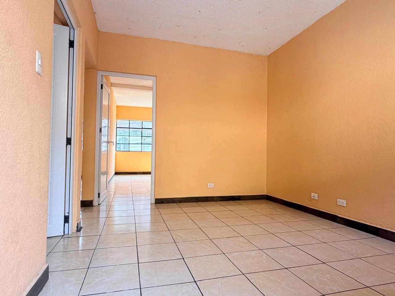 CASA EN VENTA EN VILLA LOBOS VILLA NUEVA — Casa en Venta en Villa Nueva, Guatemala, Ciudad — foto 8 de 17