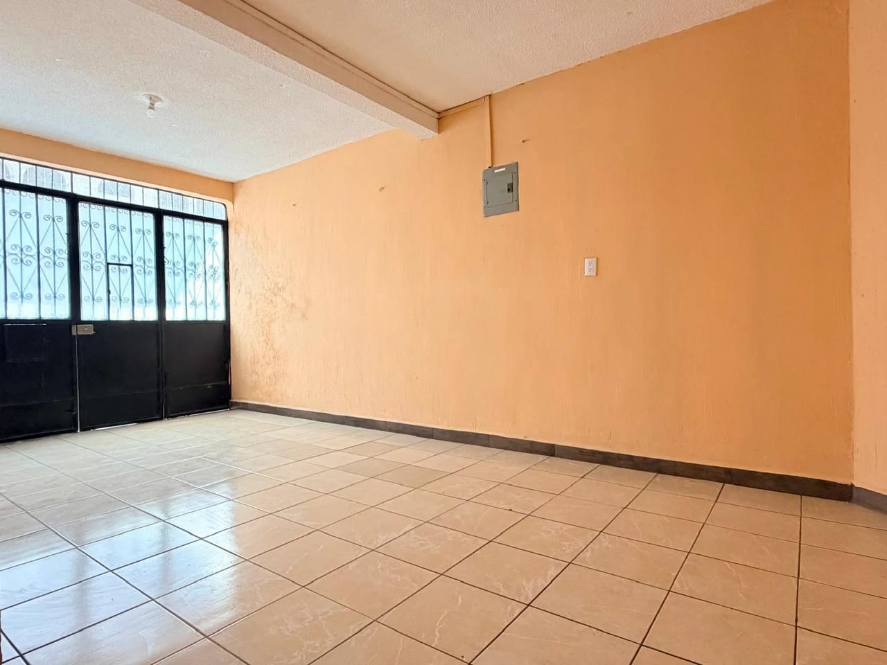 CASA EN VENTA EN VILLA LOBOS VILLA NUEVA — Casa en Venta en Villa Nueva, Guatemala, Ciudad — foto 2 de 17