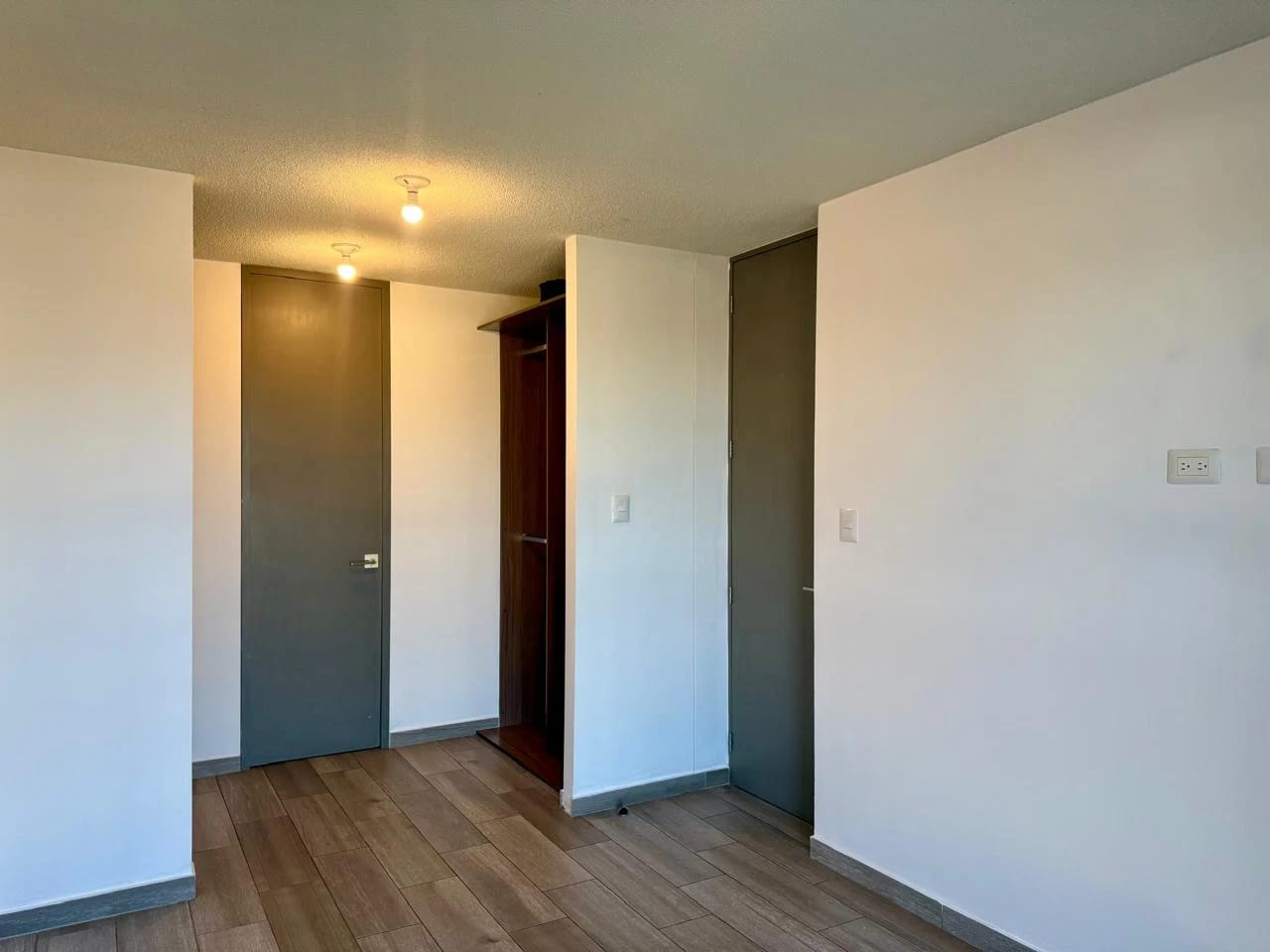 APARTAMENTO EN VENTA EN ZONA 11 EDIFICIO ARALIA — Apartamento en Venta en Aralia Mariscal, Zona 11, Guatemala, Ciudad — foto 5 de 17