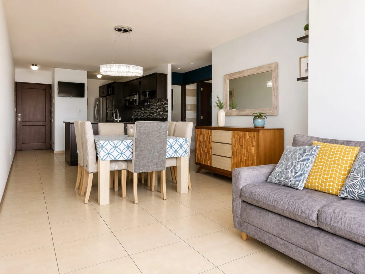 Apartamento en Venta en Zona 11, Santa María de las Charcas — Apartamento en Venta en Santa María de Las Charcas, Zona 11, Guatemala, Ciudad — foto 2 de 9
