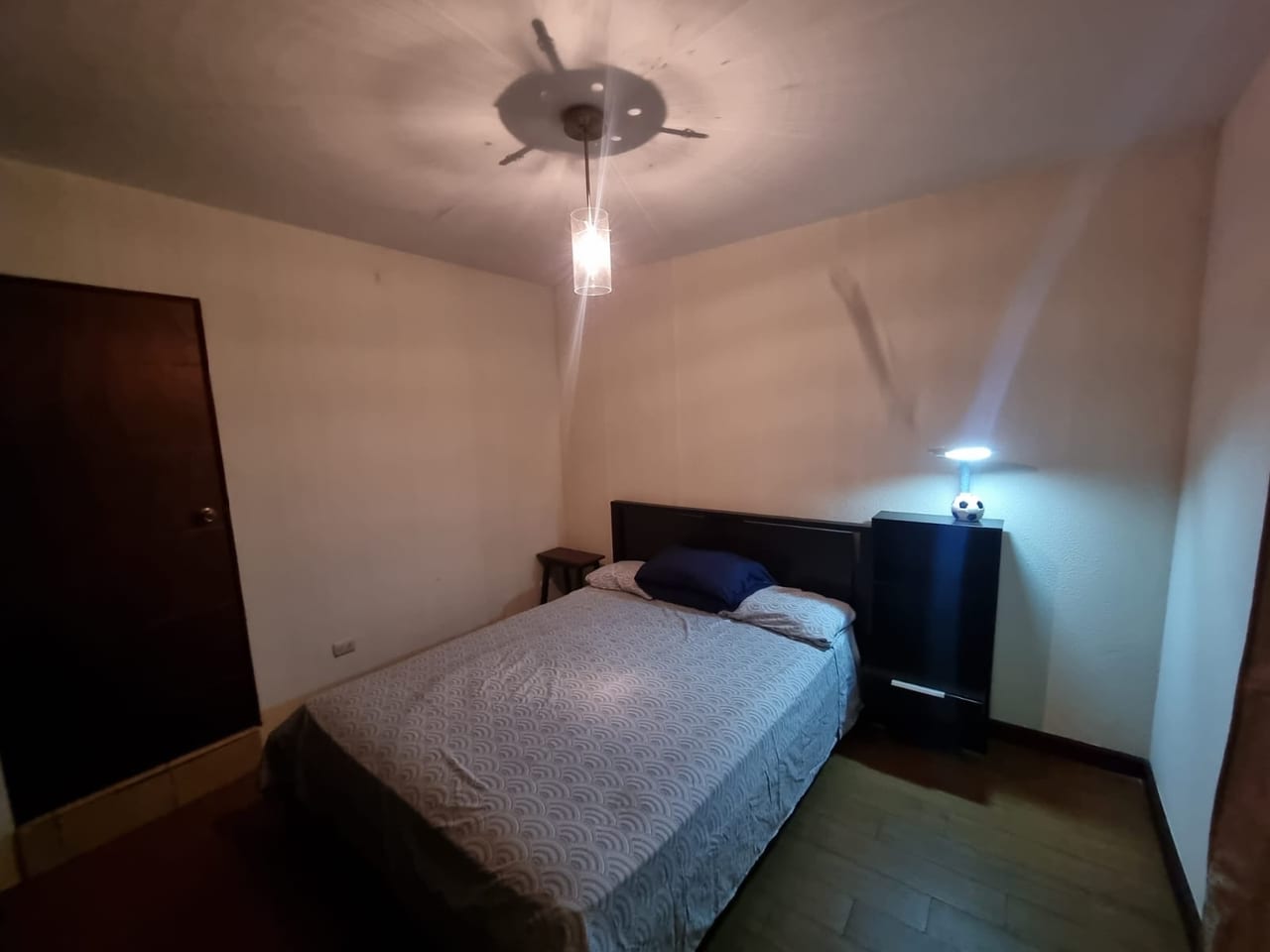 Linda y amplia casa en renta en el km 16.5 De Carretera a El Salvador — Casa en Alquiler en Bosques de Arrazola, Carretera a El Salvador, Guatemala, Ciudad — foto 11 de 13