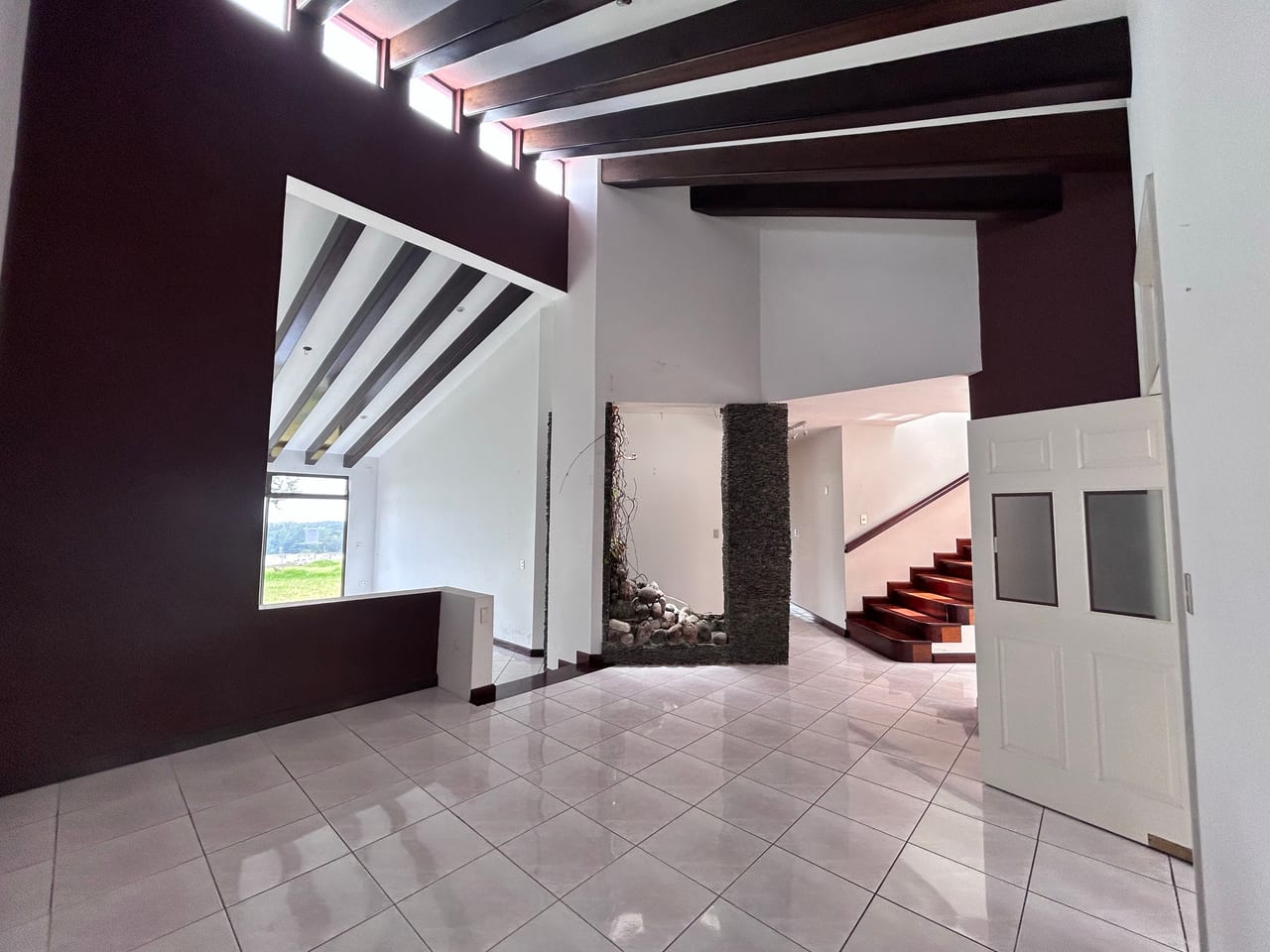 Preciosa Casa para Venta en Terravista, km 16.5 Carretera a El Salvador — Casa en Venta en Terravista, Carretera a El Salvador, Guatemala, Ciudad — foto 12 de 17
