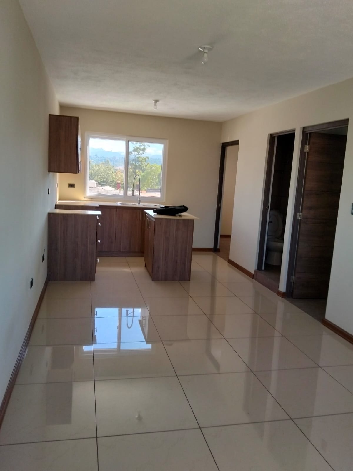 Cerca de todo, Vol Santa Ana Z 5 Apto listo para mudarse — Apartamento en Venta en Colonia Santa Ana, Zona 5, Guatemala, Ciudad — foto 3 de 12