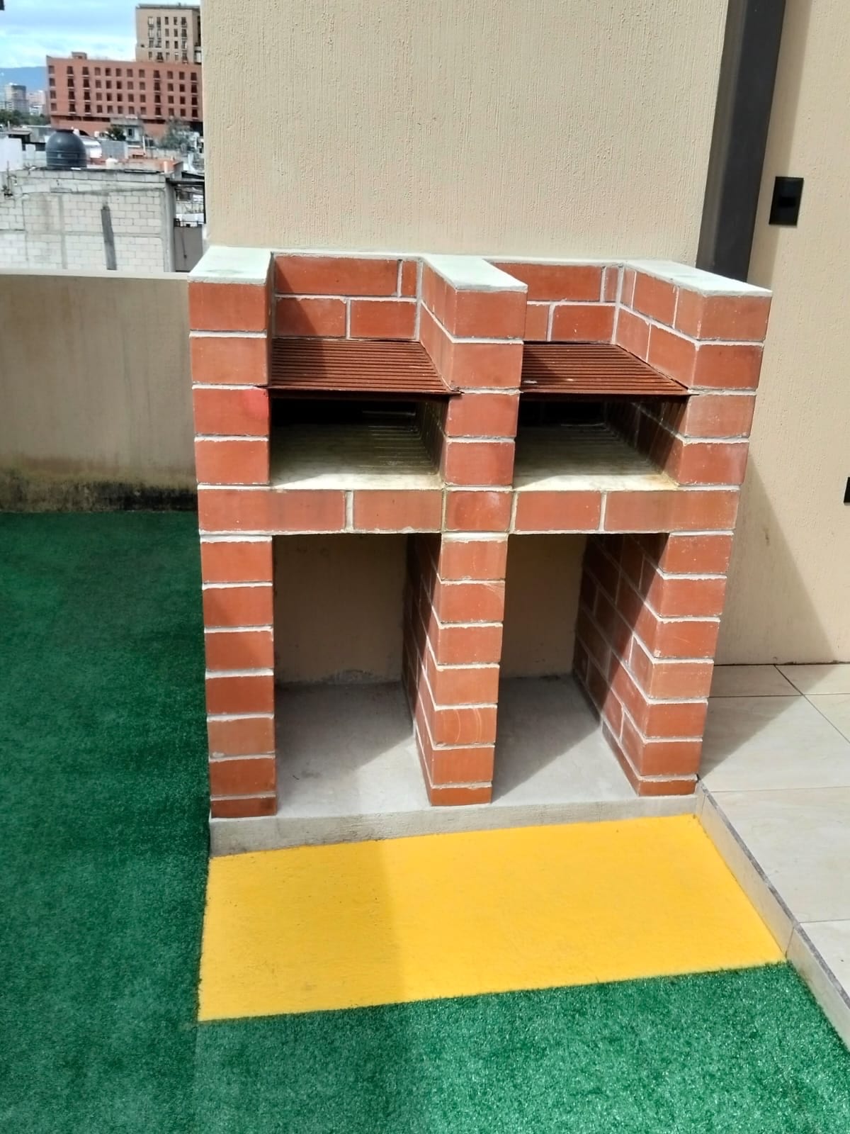 Cerca de todo, Vol Santa Ana Z 5 Apto listo para mudarse — Apartamento en Venta en Colonia Santa Ana, Zona 5, Guatemala, Ciudad — foto 11 de 12