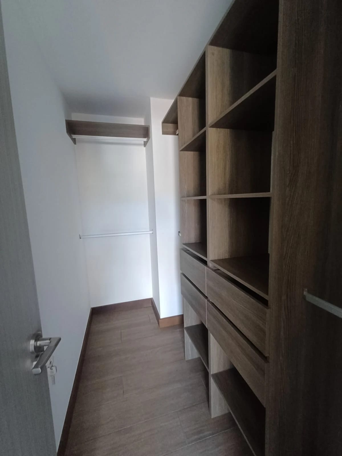Apartamento en renta para estrenar. NARU16 — Apartamento en Alquiler en Zona 16, Guatemala, Ciudad — foto 15 de 17